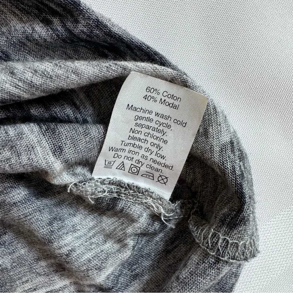 J. Crew Camo Crewneck Tee Small Black Navy Gray Cotton Blend Fitted